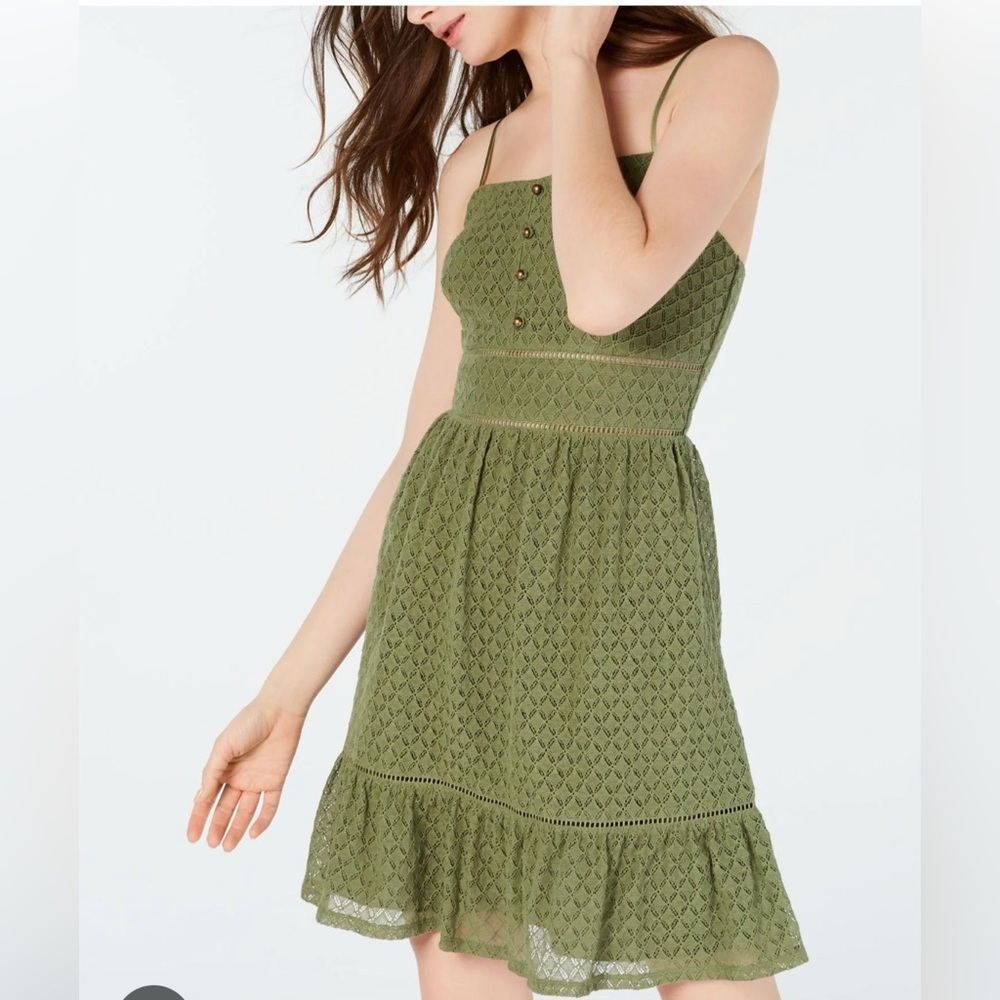 City Studio dress women’s size 3  olive green crochet ruffle flare summer dress
